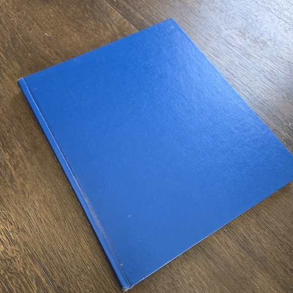 Cross-Stitch from a Country Garden Blue Hardcover Vintage Craft Book 1988 - Picture 2 of 8